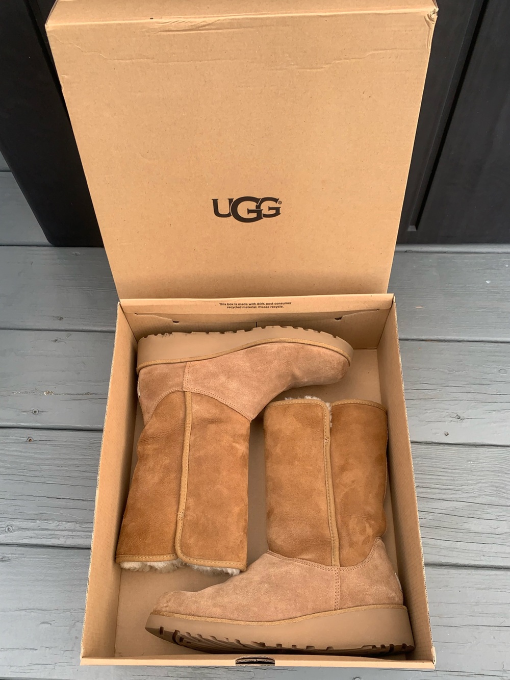 UGG Amie Classic Slim Boots Chestnut Suede Size 7 with Box